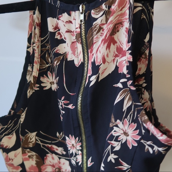 Floral set, crop top with long pants - Picture 3 of 3